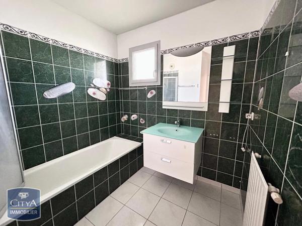 Appartement à louer 4 pièces 89.82m²