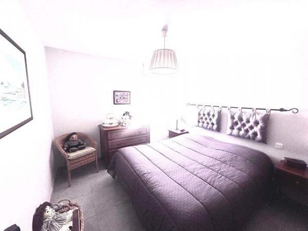 Propriété au calme et proche commerces