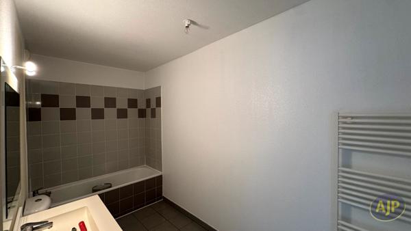 Vente appartement Montussan : 133 000 € - AJP Immobilier Le Bouscat