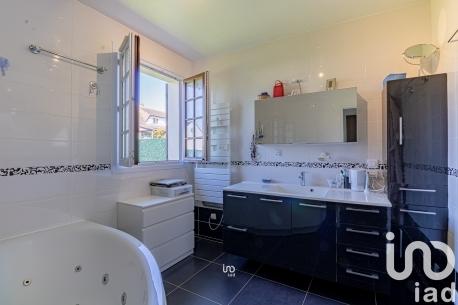 House for sale 8 rooms 185 m² Maule