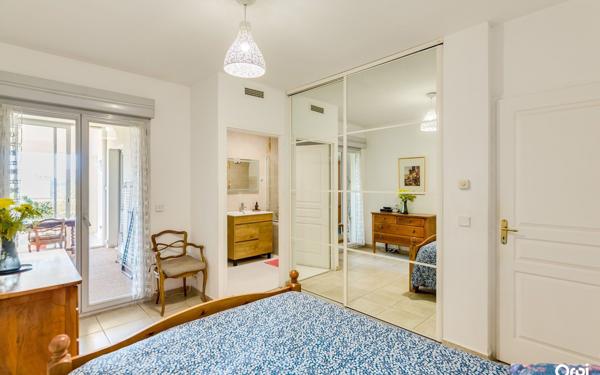 Appartement à vendre    4 pièces • 123 m2 Marseille 8