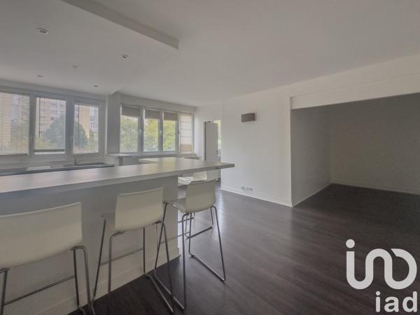 Appartement 6 pièces de 121 m² à Paris (75017)