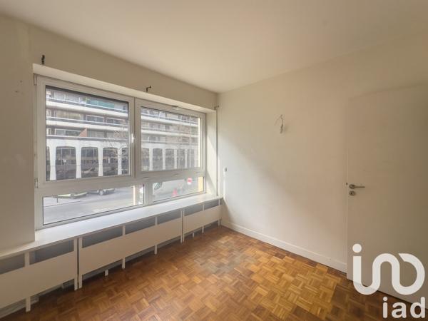 Appartement 6 pièces de 121 m² à Paris (75017)