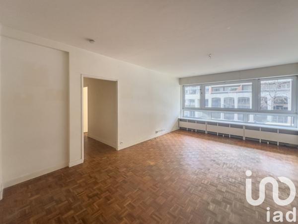 Appartement 6 pièces de 121 m² à Paris (75017)