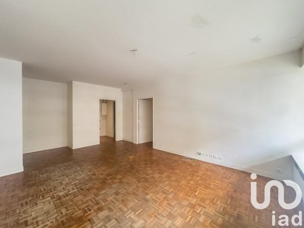 Appartement 6 pièces de 121 m² à Paris (75017)