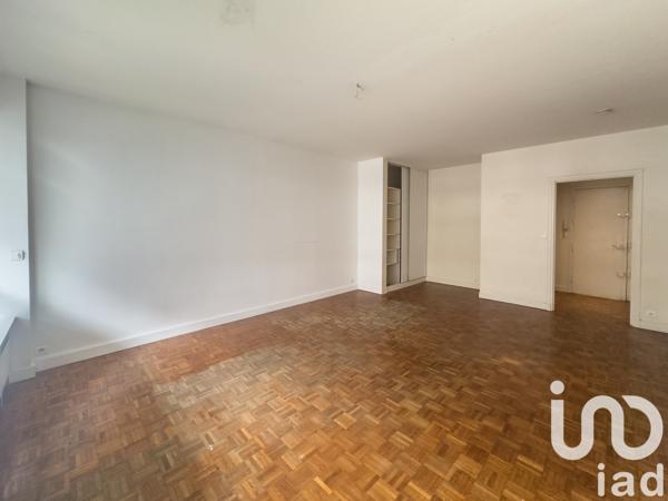 Appartement 6 pièces de 121 m² à Paris (75017)