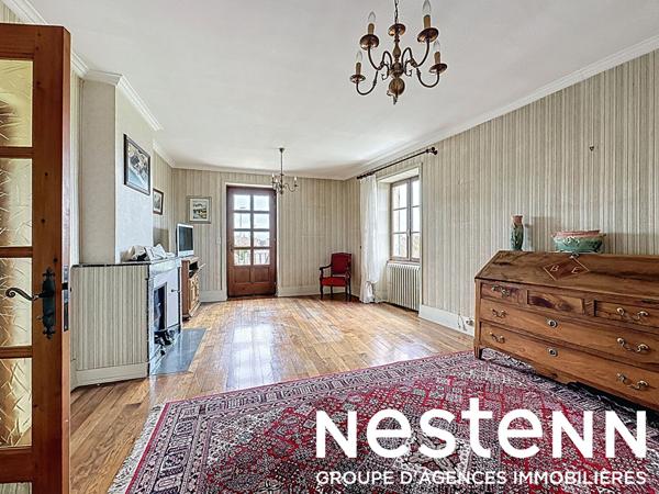 A vendre : Magnifique Propriété avec dépendances et jardin - à 10 minutes de Mâcon (71000)