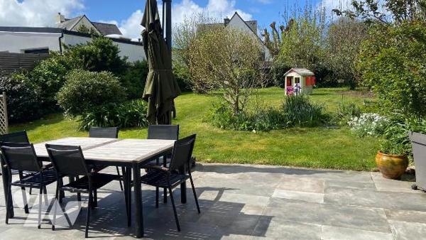 Maison à Vendre à Saint-Renan (29290) en Finistère (29)
Située à 300 m à pied du centre de Sai...