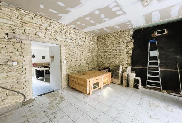 Maison à vendre à Nouans dans la Sarthe (72260), ref : 72126-3099