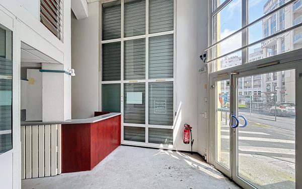 Maison à vendre    9 pièces •  Pau