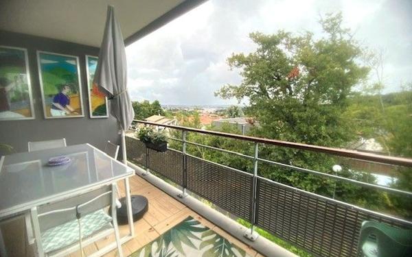 Appartement à vendre    3 pièces • 81 m2 Anglet