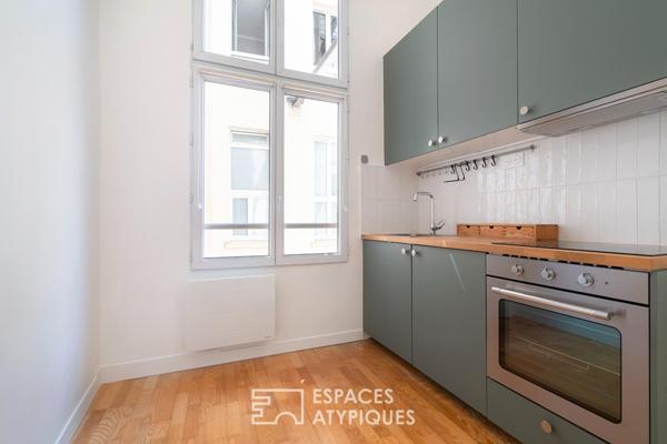 Appartement traversant proche Seine au coeur de la capitale