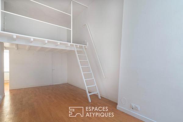 Appartement traversant proche Seine au coeur de la capitale