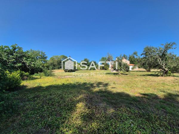 Terrain à bâtir à 15 minutes de la mer