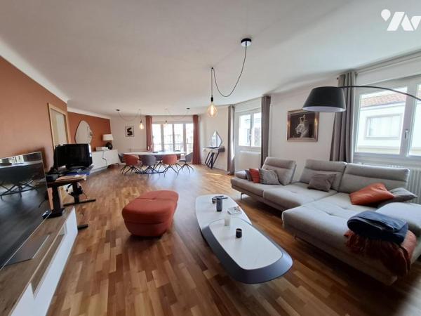 Appartement de type 4 rénové avec goût - LA ROCHE SUR YON