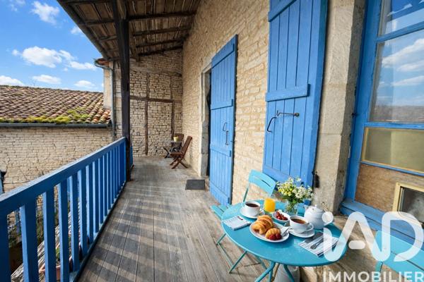 Immeuble à vendre 313 m² Villefagnan