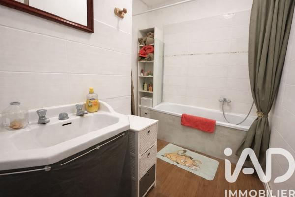 Immeuble à vendre 313 m² Villefagnan