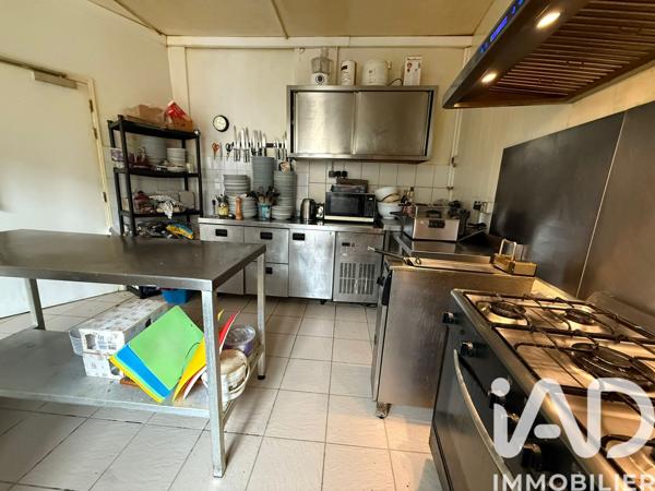 Immeuble à vendre 313 m² Villefagnan