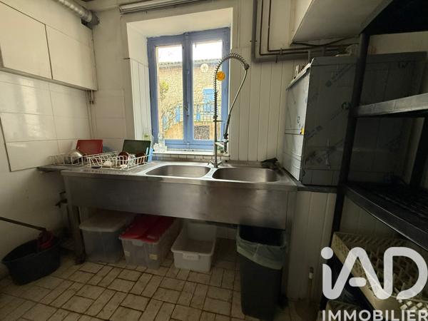 Immeuble à vendre 313 m² Villefagnan