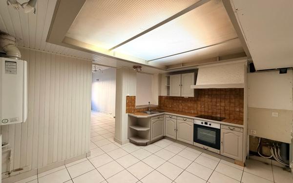 Maison à louer    4 pièces •  Armentières