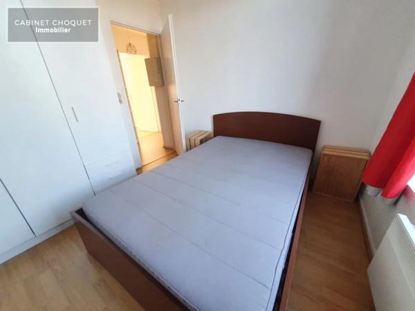 F2 EQUIPE AVEC CAVE A LOUER - LILLE SAINT MAURICE PELLEVOISIN - 27 m 2 - 576 € charges comprises par mois