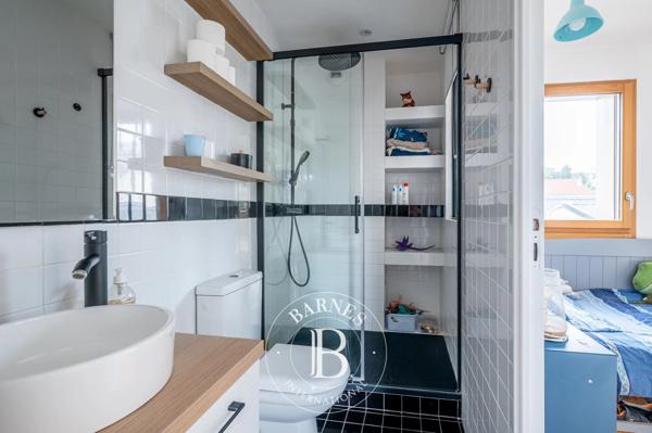 Courbevoie, Maison 4 Chambres -  135 m² à vendre