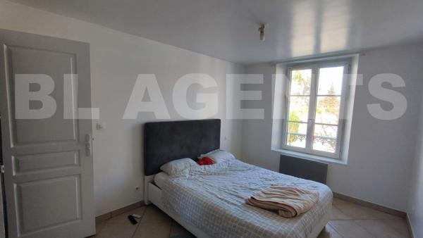 A VENDRE IMMEUBLE DE RAPPORT / 3 APPARTEMENTS / RENTABILITE IMMEDIATE !