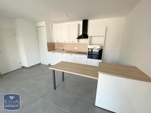 Appartement à louer 3 pièces 60.97m² Joué-lès-Tours (37300)