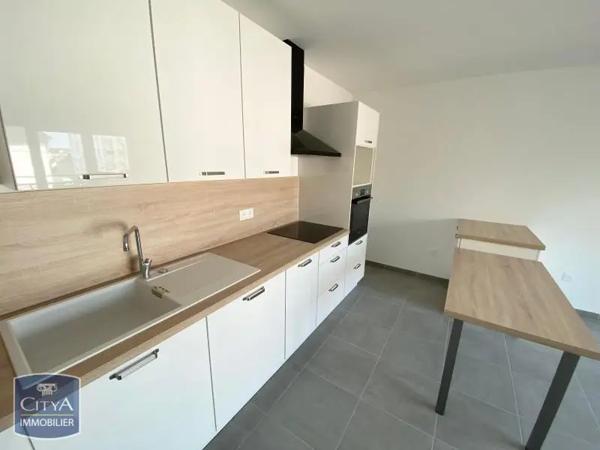 Appartement à louer 3 pièces 60.97m² Joué-lès-Tours (37300)