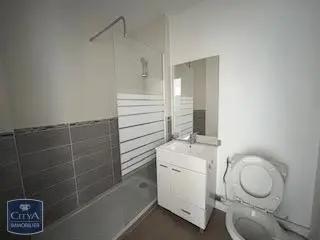 Appartement à louer 2 pièces 48.64m² Le Mans (72000)
