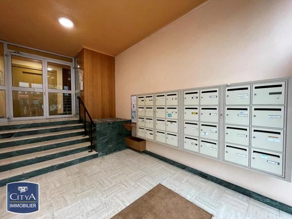 Appartement à louer 2 pièces 48.64m² Le Mans (72000)