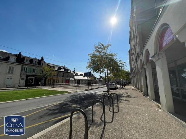 Appartement à louer 2 pièces 48.64m² Le Mans (72000)