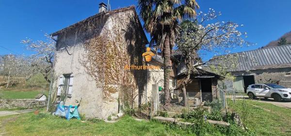 Vente                                                      Maison
                        
                     15 pièces                      326 m2                     à Saint-Pé-de-Bigorre