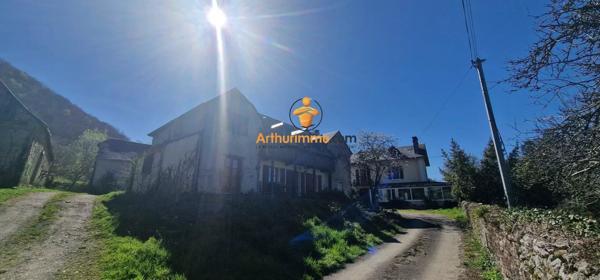 Vente                                                      Maison
                        
                     15 pièces                      326 m2                     à Saint-Pé-de-Bigorre