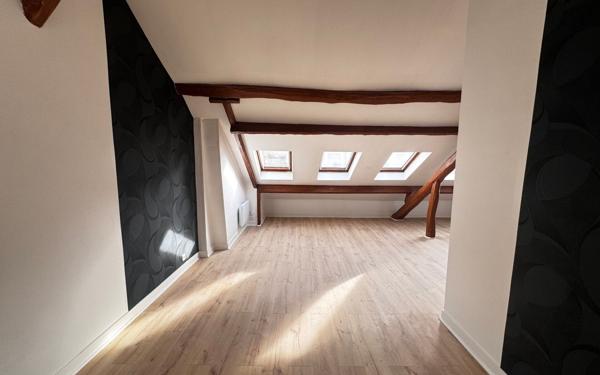 Appartement à vendre    3 pièces • 60 m2 Vincennes