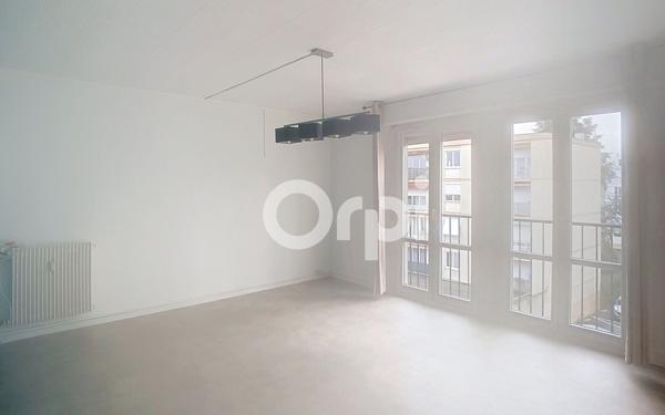 Appartement à louer    4 pièces •  Brive-la-Gaillarde