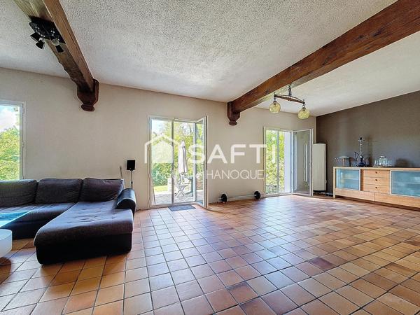 Belle maison traditionnelle aux beaux volumes