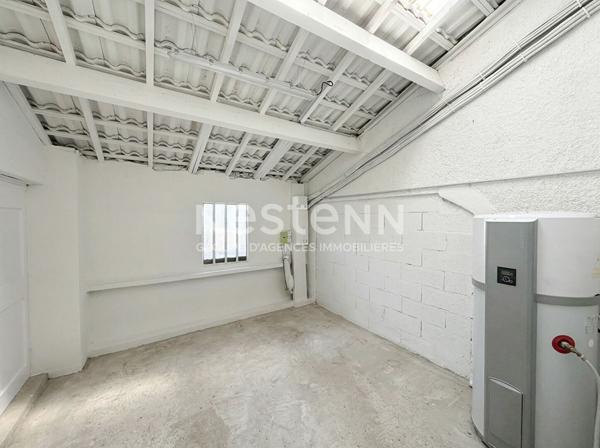 Gardanne centre- Maison 4 pièces d'une surface de 110 m2 entièrement rénovée avec jardin