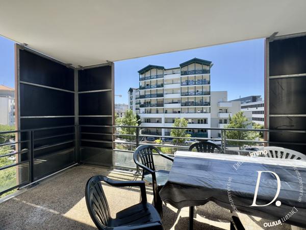 T4 lumineux avec balcon, parking & suite parentale