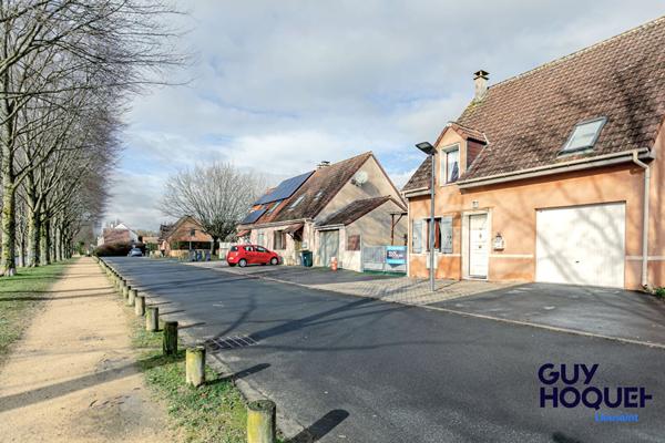 Maison 6 pièces 92 m² idéalement située à LIEUSAINT