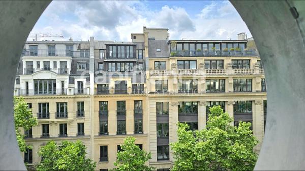 Appartement à vendre 2 pièces PARIS 8EME ARRONDISSEMENT (75)