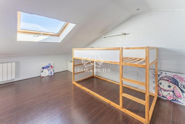 Maison familiale 5 chambres à vendre – Terrain 632 m²