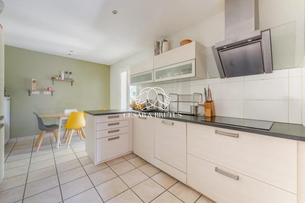 Maison familiale 5 chambres à vendre – Terrain 632 m²
