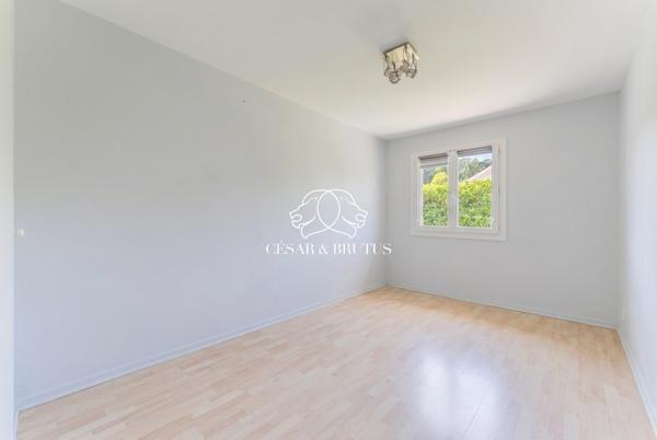 Maison familiale 5 chambres à vendre – Terrain 632 m²