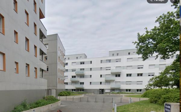 RENNES, à Vendre T3 de 61 m2 avec terrasse et vue exceptionnelle, parking sous-sol, cave