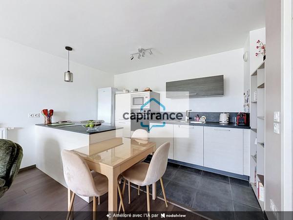 RENNES, à Vendre T3 de 61 m2 avec terrasse et vue exceptionnelle, parking sous-sol, cave