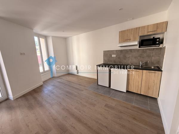 Appartement
                                                                                                                                                                                                                                                                                                                        2 pièce(s)                                                                                                                                                                                                          1 chambre(s)                                                                                                                                                                                                          31  m²