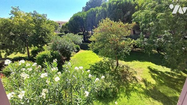 Appartement T2 dans une résidence sécurisée avec terrasse et son parc privatif