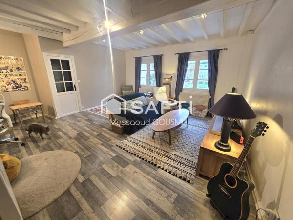 BELLE MAISON FAMILIALE DE CHARME 145 m² AVEC PISCINE