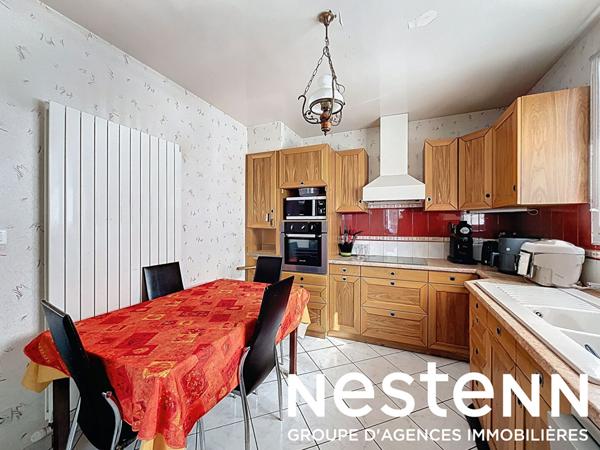 A VENDRE : Grande maison - 4 chambres - beau potentiel - 71680 CRECHES SUR SAÔNE